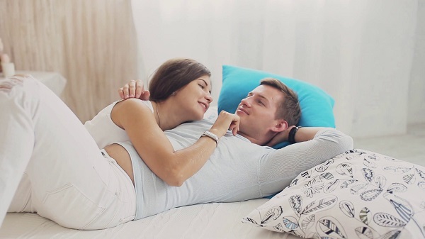 PunjabKesari Couple bedroom Vastu tips
